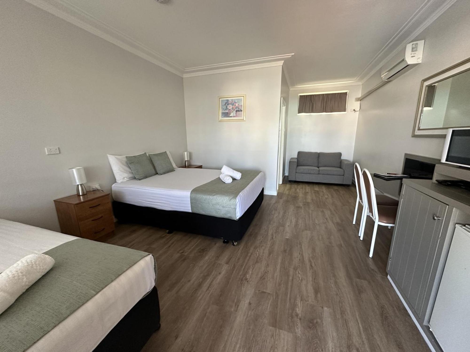 Bucketts Way Motel Gloucester Exteriör bild